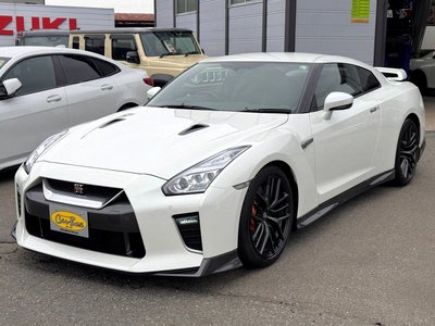 2017 Nissan GT-R 照片 1