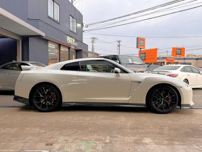 2017 Nissan GT-R 照片 7
