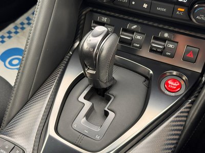 2017 Nissan GT-R 缩略图 17