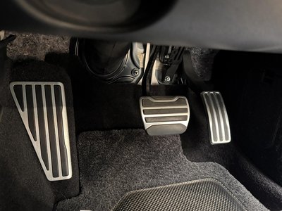 2017 Nissan GT-R 缩略图 49