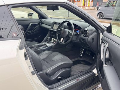 2017 Nissan GT-R 照片 8