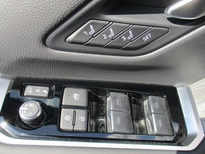 2024 Toyota LAND CRUISER 300 照片 39