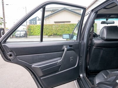 صورة 25 لـ 1989 Mercedes-BENZ 190