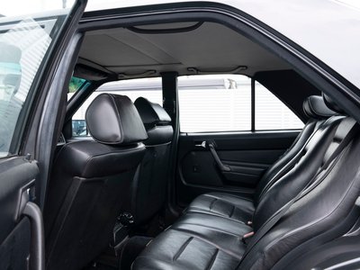 صورة 27 لـ 1989 Mercedes-BENZ 190