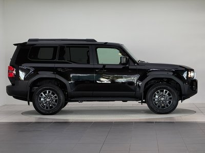 2026 Toyota LAND CRUISER 250 photo 8
