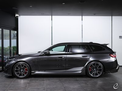 صورة مصغرة 46 لـ 2025 BMW M5 TOURING