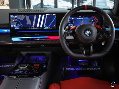 صورة مصغرة 76 لـ 2025 BMW M5 TOURING