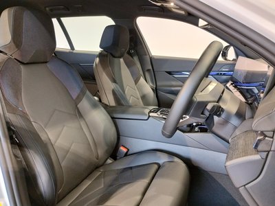 2025 BMW I5 TOURING photo 48