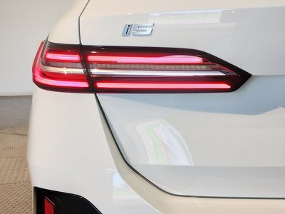 2025 BMW I5 TOURING photo 63