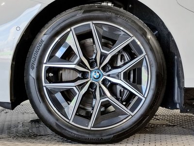 2025 BMW I5 TOURING photo 42