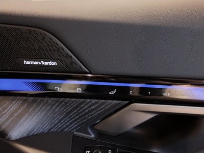 2025 BMW I5 TOURING photo 58