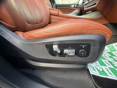 2023 BMW X7 thumbnail 28