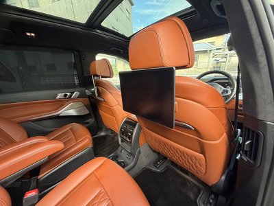 2023 BMW X7 thumbnail 33