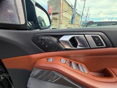 2023 BMW X7 thumbnail 40