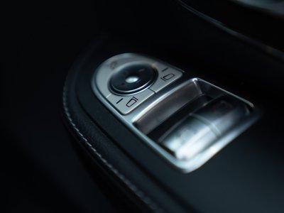2017 Mercedes-BENZ V-CLASS photo 43