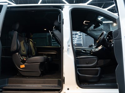 2017 Mercedes-BENZ V-CLASS photo 42