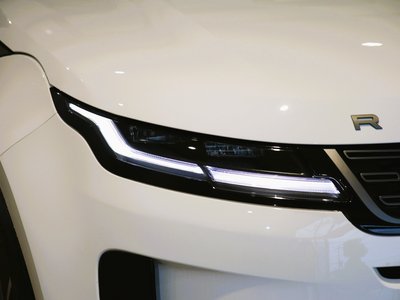 2025 LAND Rover RANGE ROVER EVOQUE thumbnail 36