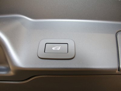 2025 LAND Rover RANGE ROVER EVOQUE photo 11