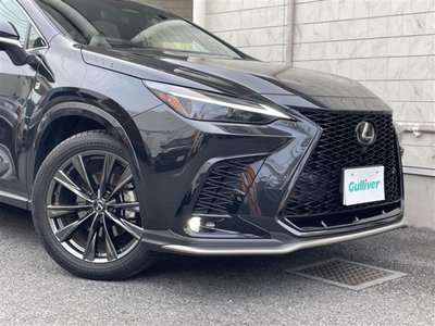 2023 Lexus NX thumbnail 32