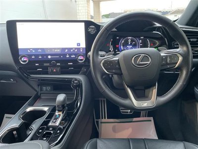 2023 Lexus NX photo 13