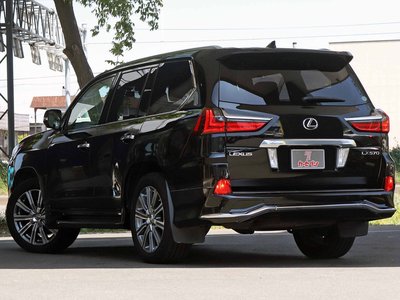 2015 Lexus LX — фото 24