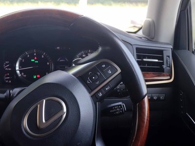 2015 Lexus LX — фото 14