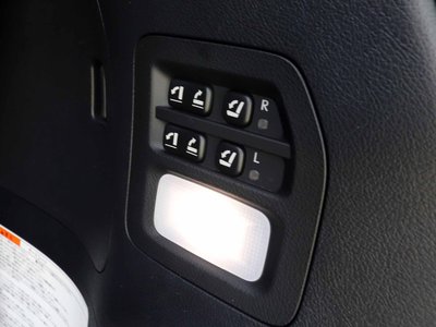 2015 Lexus LX — фото 44