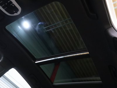 2019 Porsche MACAN 照片 16