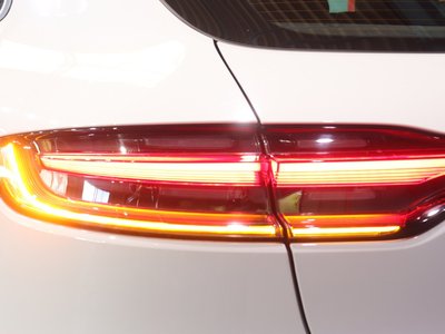 2019 Porsche MACAN 照片 28