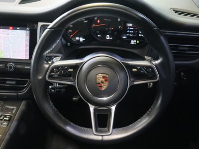2019 Porsche MACAN 照片 30