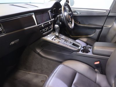 2019 Porsche MACAN 照片 11