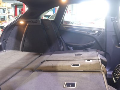 2019 Porsche MACAN 照片 38