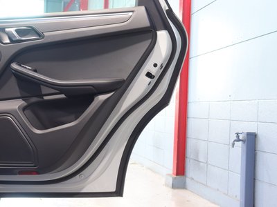 2019 Porsche MACAN 照片 42