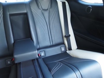صورة 63 لـ 2021 Lexus RC F