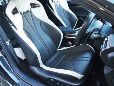 صورة 28 لـ 2021 Lexus RC F