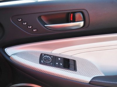 صورة 52 لـ 2021 Lexus RC F