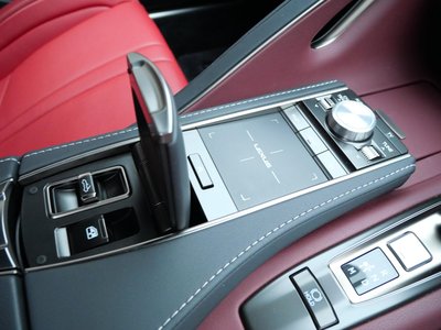 2021 Lexus LC CONVERTIBLE thumbnail 26