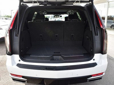 صورة مصغرة 16 لـ 2023 Cadillac ESCALADE