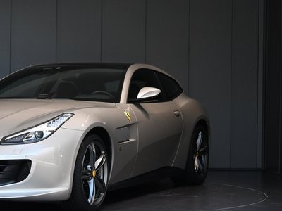 2017 Ferrari GTC4 LUSSO — фото 4