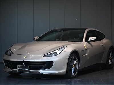 2017 Ferrari GTC4 LUSSO — фото 1