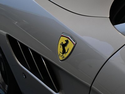 2017 Ferrari GTC4 LUSSO — фото 7