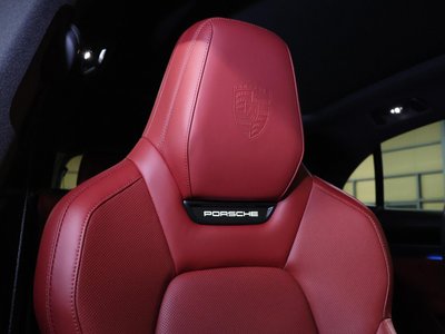 2026 Porsche MACAN 缩略图 13