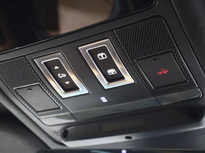 2022 LAND Rover DEFENDER thumbnail 23