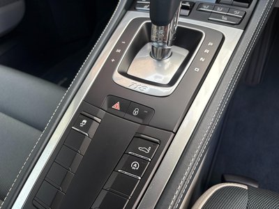2018 Porsche 718 thumbnail 19