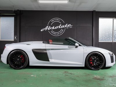 صورة 3 لـ 2017 AUDI R8 SPYDER