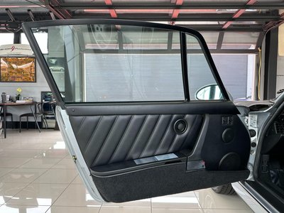 1993 Porsche 911 — миниатюра 22