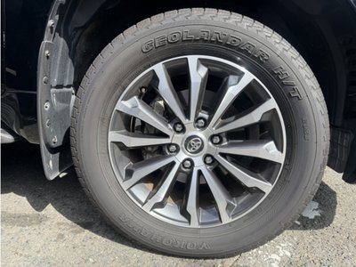 2018 Toyota LAND CRUISER PRADO 照片 11
