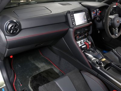 صورة 13 لـ 2025 Nissan GT-R