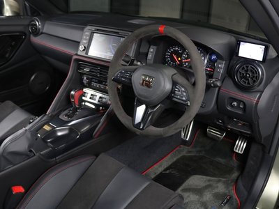صورة 3 لـ 2025 Nissan GT-R