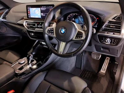 صورة 15 لـ 2023 BMW X3